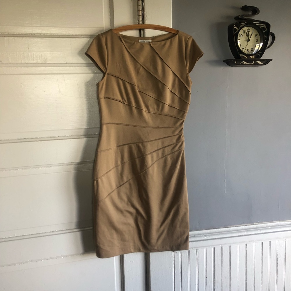 Women’s London Times Dress. Size 8.